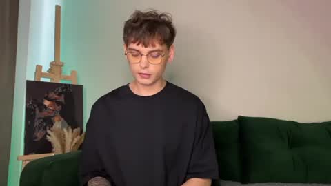 oliverlawrence online show from July 1, 9:44 am