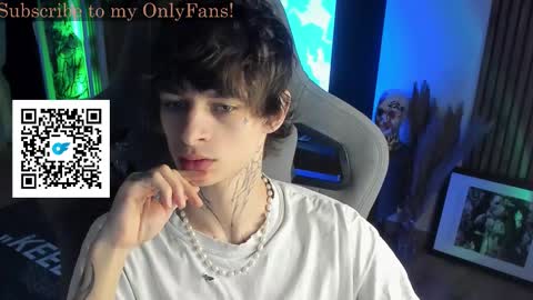 oliverrgroove online show from November 15, 3:08 pm