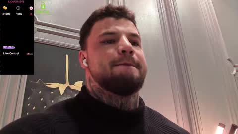 OliverSport online show from March 27, 11:10 am