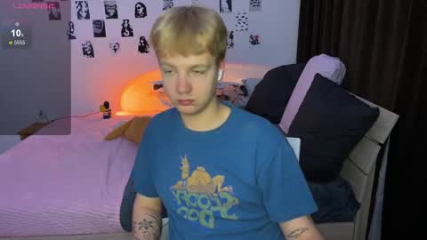 oliver online show from October 22, 2:34 am