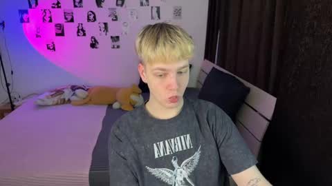 oliver online show from January 15, 10:53 am