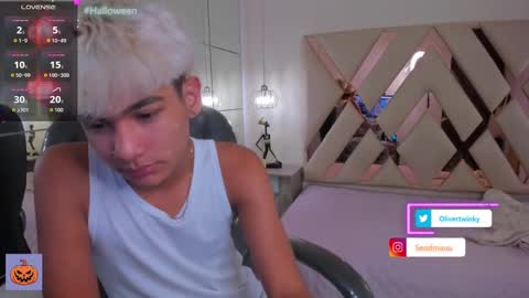 Oliver online show from October 3, 1:41 pm