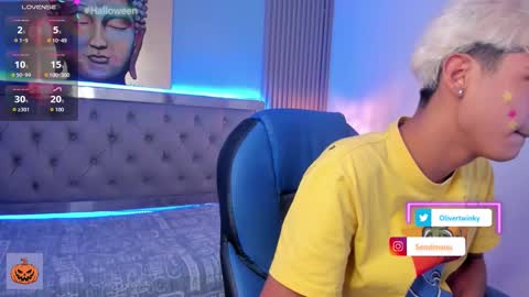 Oliver online show from October 5, 2:37 pm