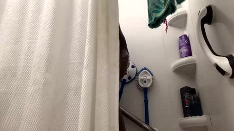 Snapshot of olivertwist1273 chatting on March 3, 5:09 am olivertwist1273 online show from March 3, 5:09 am