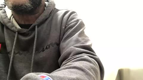 Snapshot of olivertwist1273 chatting on March 12, 1:03 am olivertwist1273 online show from March 12, 1:03 am