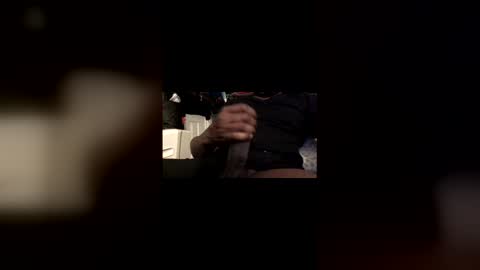 Snapshot of olivertwist1273 chatting on December 1, 8:08 am olivertwist1273 online show from December 1, 8:08 am