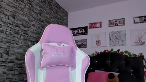 ..................................... 500 am- 1200 pm GMT-5 online show from February 3, 3:27 pm