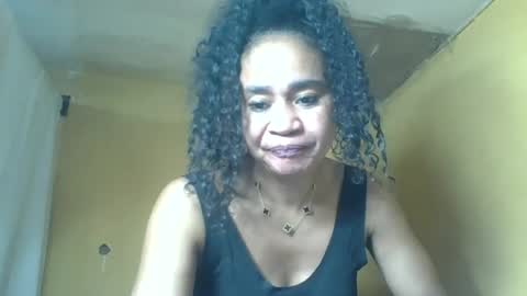 olivia9794 online show from June 27, 6:35 pm