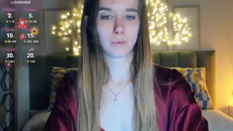 Olivia online show from April 14, 3:29 pm