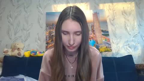 Olivia online show from January 11, 1:43 pm