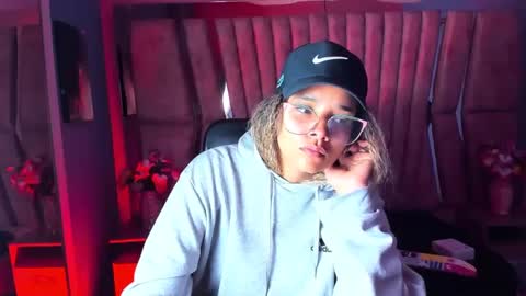  OLIVIA  online show from January 9, 3:26 am