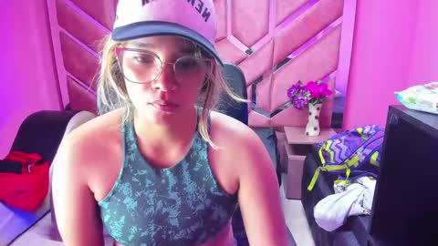  OLIVIA  online show from January 30, 3:44 am