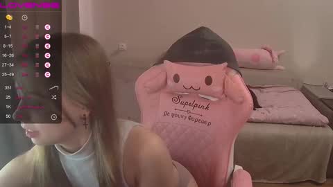 Snapshot of olivia_grr chatting on February 22, 8:46 am Olivia online show from February 22, 8:46 am