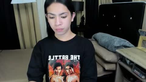 Snapshot of olivia_hotcummer chatting on November 27, 4:03 am olivia_hotcummer online show from November 27, 4:03 am