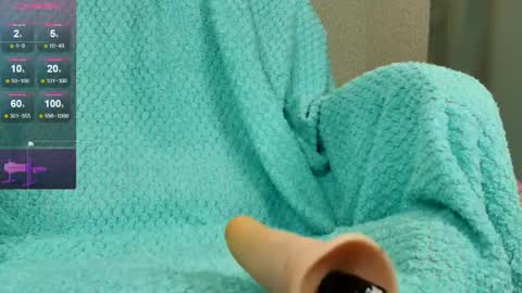 Olivia Hi guys Follow me  online show from May 12, 11:13 pm