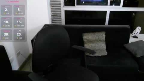 Snapshot of olivia_martine chatting on September 20, 3:51 am olivia_martine online show from September 20, 3:51 am