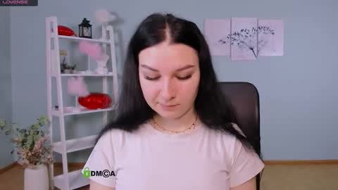 Snapshot of olivia_rage chatting on March 8, 9:02 am Sweet Olivia online show from March 8, 9:02 am