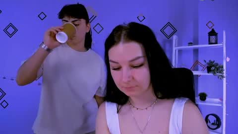 Sweet Olivia online show from May 13, 8:44 am