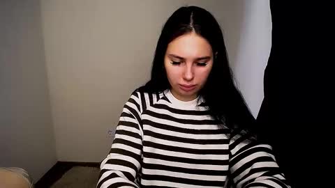 Olivia online show from November 14, 9:08 am