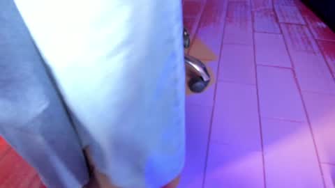 Snapshot of olivia_seex chatting on January 11, 1:11 pm online show from January 11, 1:11 pm