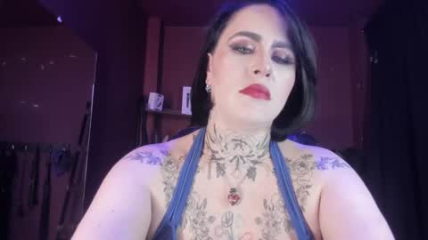 Snapshot of olivia_seex chatting on February 26, 2:14 pm online show from February 26, 2:14 pm