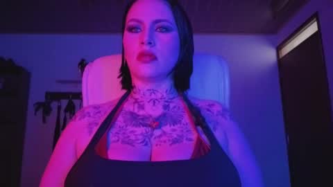 Snapshot of olivia_seex chatting on October 25, 1:18 pm online show from October 25, 1:18 pm