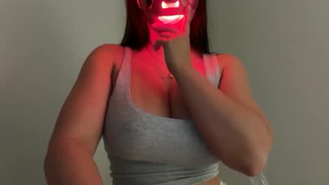 Olivia Brookes online show from February 11, 8:14 pm