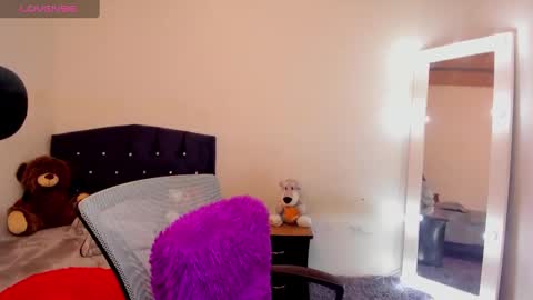 Olivia -  Milky big boobs online show from January 22, 4:02 pm