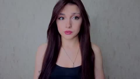 Snapshot of oliviahoresnev chatting on June 25, 4:55 pm Olivia online show from June 25, 4:55 pm