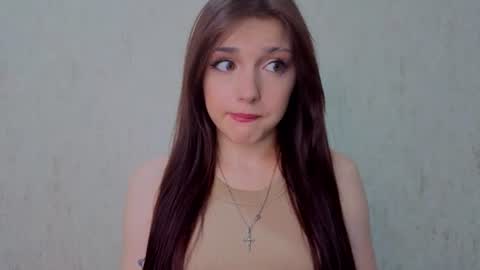 Snapshot of oliviahoresnev chatting on June 29, 4:18 pm Olivia online show from June 29, 4:18 pm