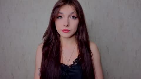 Snapshot of oliviahoresnev chatting on July 16, 3:51 pm Olivia online show from July 16, 3:51 pm