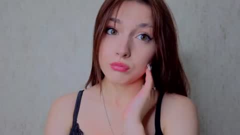Snapshot of oliviahoresnev chatting on July 28, 2:24 pm Olivia online show from July 28, 2:24 pm