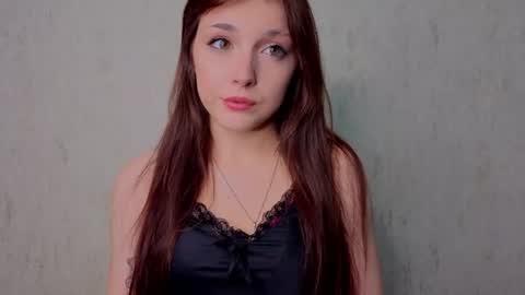 Snapshot of oliviahoresnev chatting on July 29, 2:59 pm Olivia online show from July 29, 2:59 pm