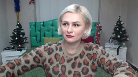 OliviaHorst online show from December 18, 10:08 am
