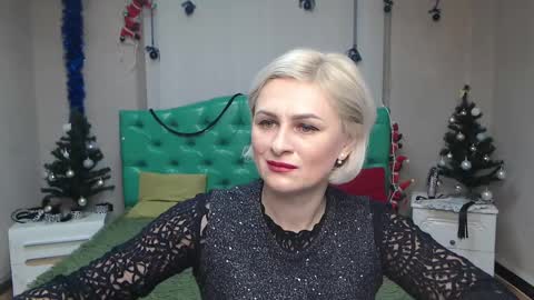 OliviaHorst online show from December 19, 6:23 am