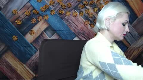 OliviaHorst online show from December 3, 6:32 am