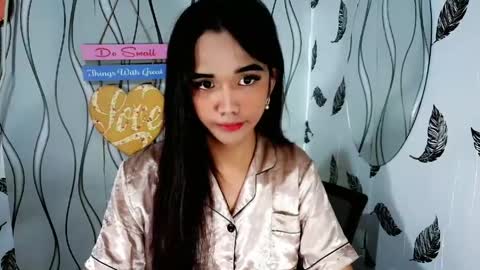 NICOLE online show from May 10, 4:06 am