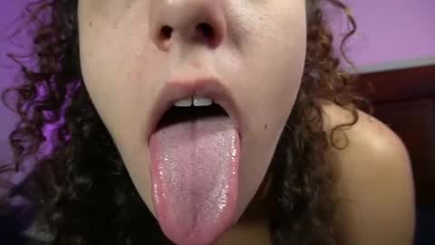 Olivia online show from January 12, 1:00 am