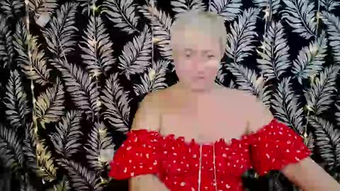 Snapshot of oliviaoskar_ chatting on December 29, 3:03 pm Kelly online show from December 29, 3:03 pm