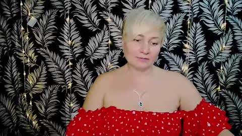 Snapshot of oliviaoskar_ chatting on January 31, 3:22 pm Kelly online show from January 31, 3:22 pm