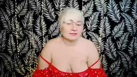 Kelly online show from April 27, 10:35 am
