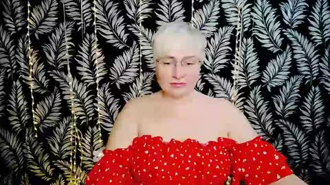 Kelly online show from May 4, 10:22 am