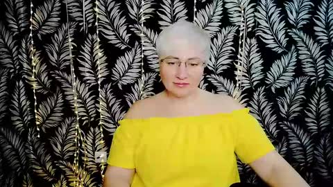 Kelly online show from May 16, 10:23 am