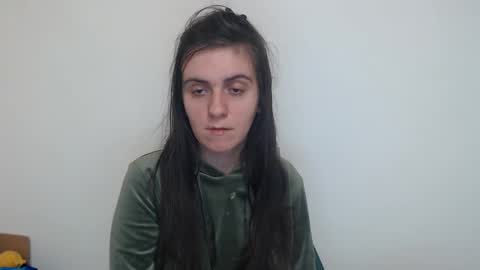 Snapshot of oliviasager chatting on December 2, 1:47 am Mistress Olivia online show from December 2, 1:47 am