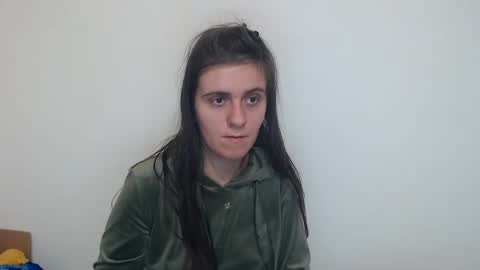 Snapshot of oliviasager chatting on December 2, 4:53 am Mistress Olivia online show from December 2, 4:53 am