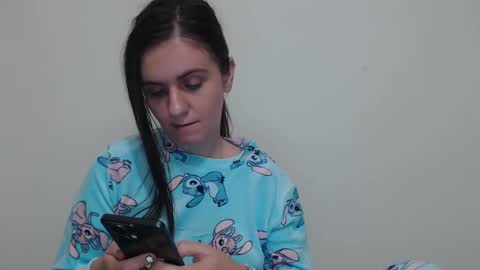 Snapshot of oliviasager chatting on December 31, 11:17 pm Mistress Olivia online show from December 31, 11:17 pm