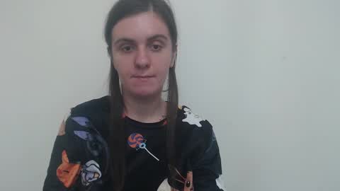 Snapshot of oliviasager chatting on January 4, 7:23 pm Mistress Olivia online show from January 4, 7:23 pm