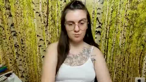 Snapshot of oliviasager chatting on March 28, 6:29 pm Mistress Olivia online show from March 28, 6:29 pm