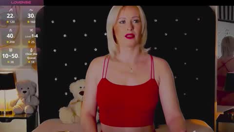 Olivia online show from January 8, 9:39 pm