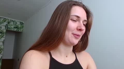 Snapshot of oliviashiny chatting on January 9, 8:24 am Olivia online show from January 9, 8:24 am